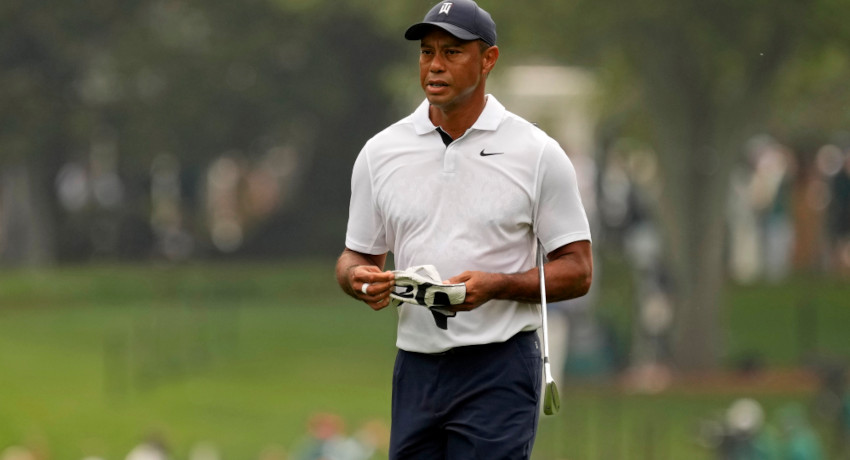 Tiger Woods Qualifies for Third Day of The Masters